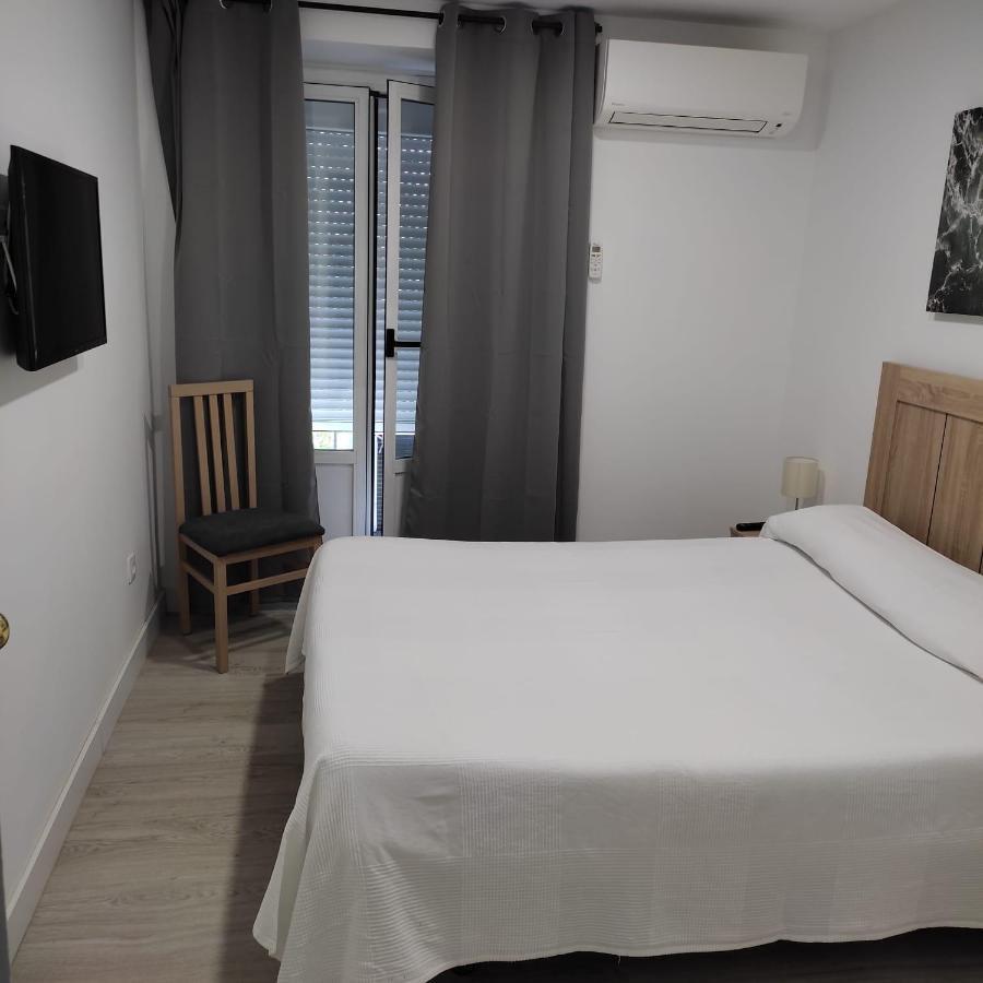 Hostal Castilla Aranjuez Esterno foto